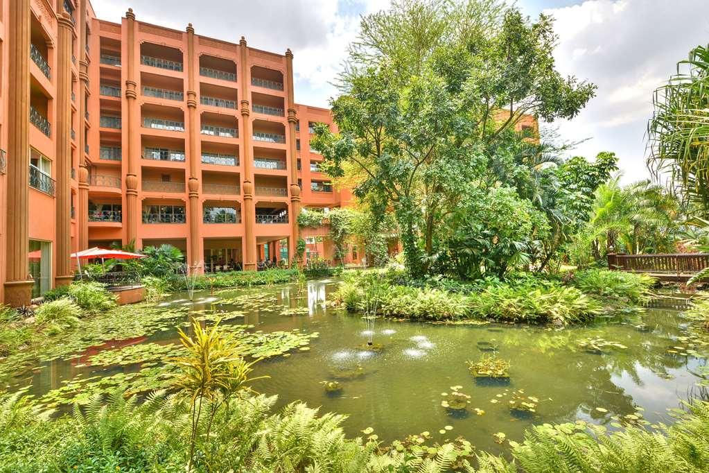 Serena Hotel 5*