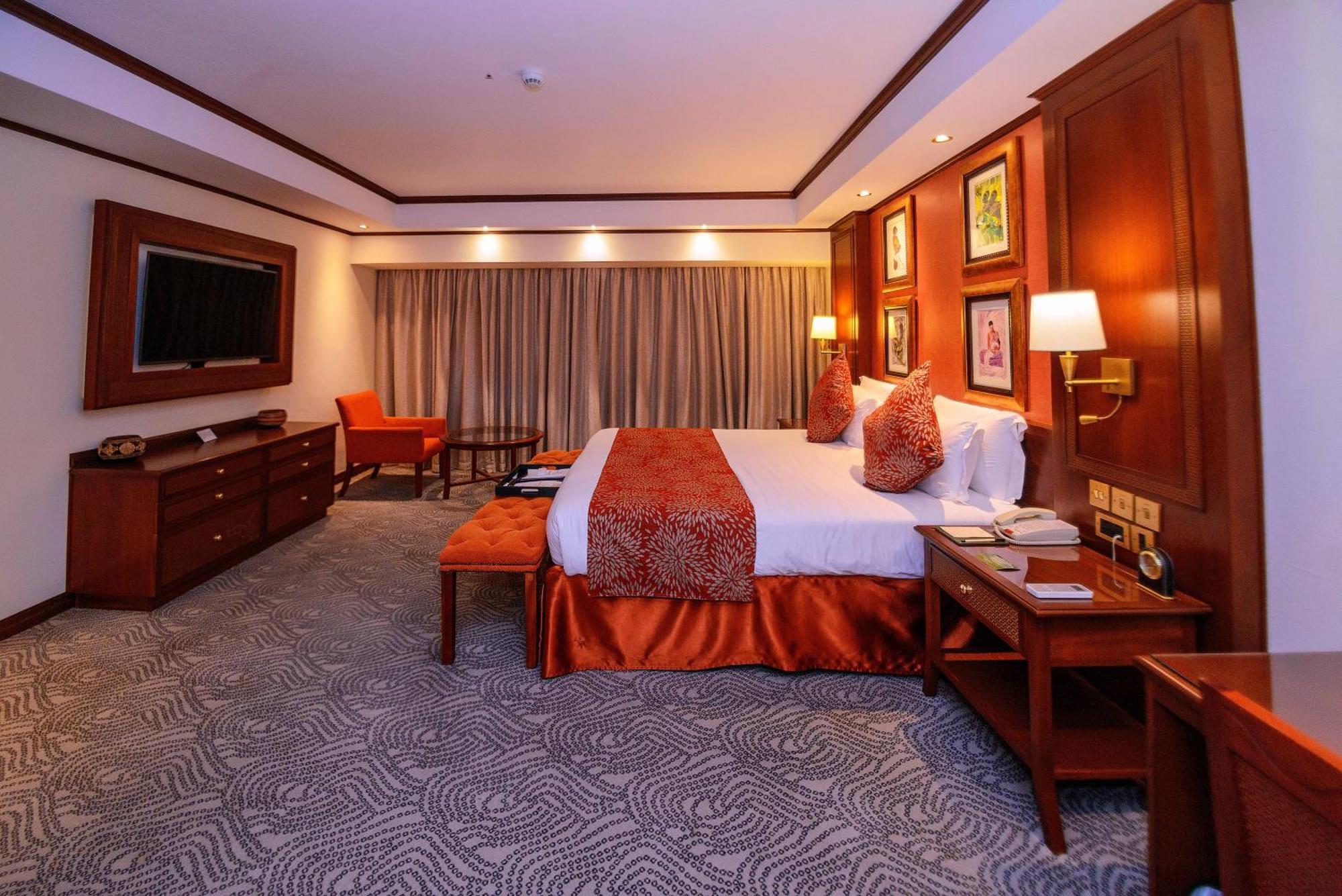 Serena Hotel