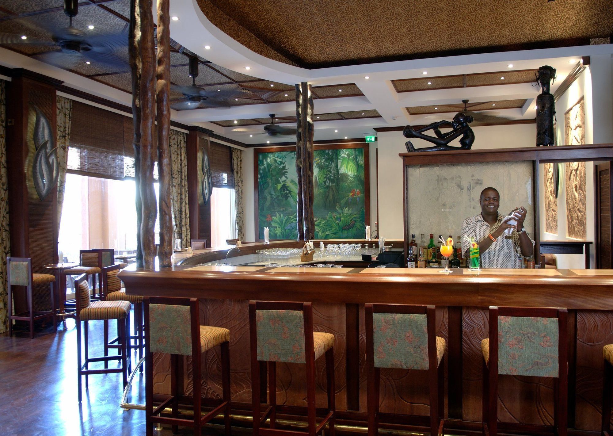 Hotel Serena 5*