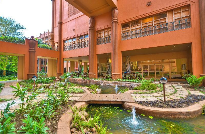 Serena Hotel