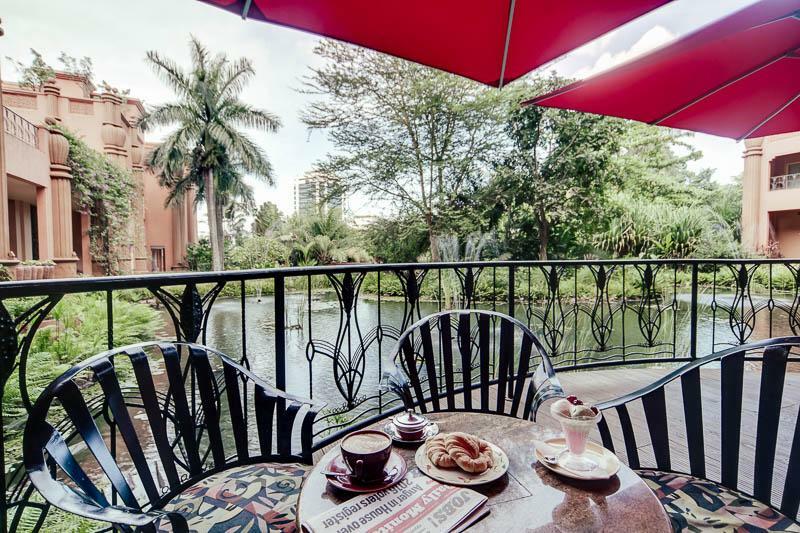 Serena Hotel